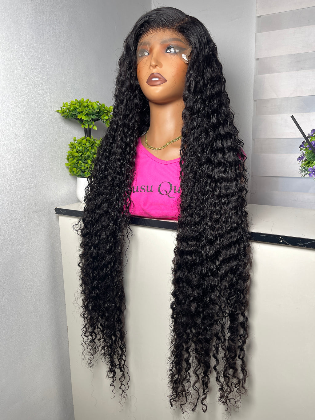 Bailey – Beach Curls Wig, 36"