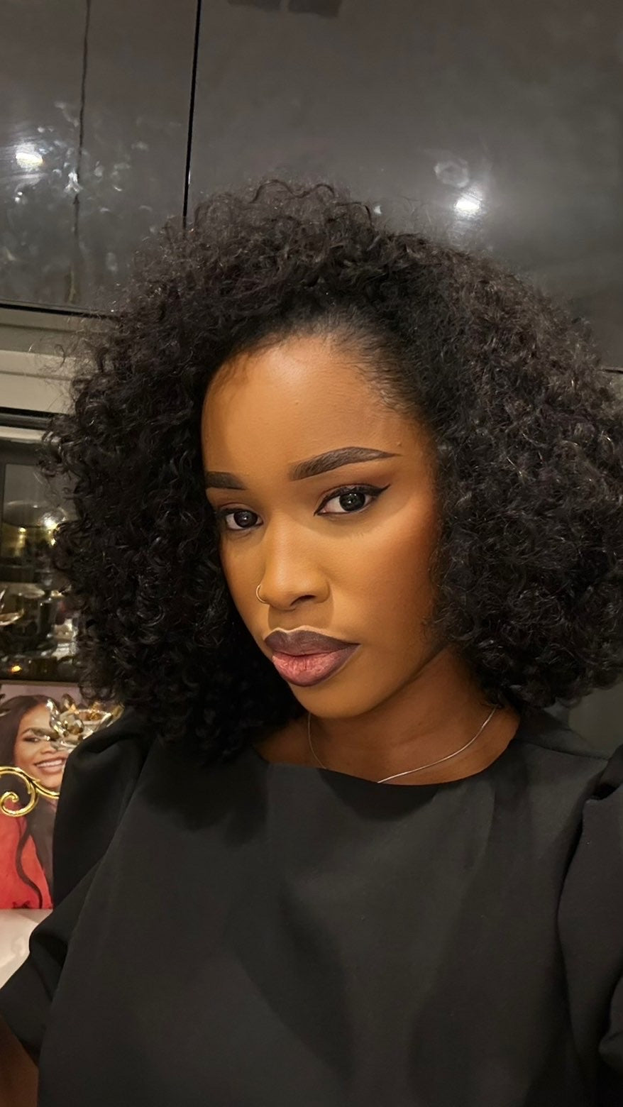 Vika – Curly Band Wig, 12"