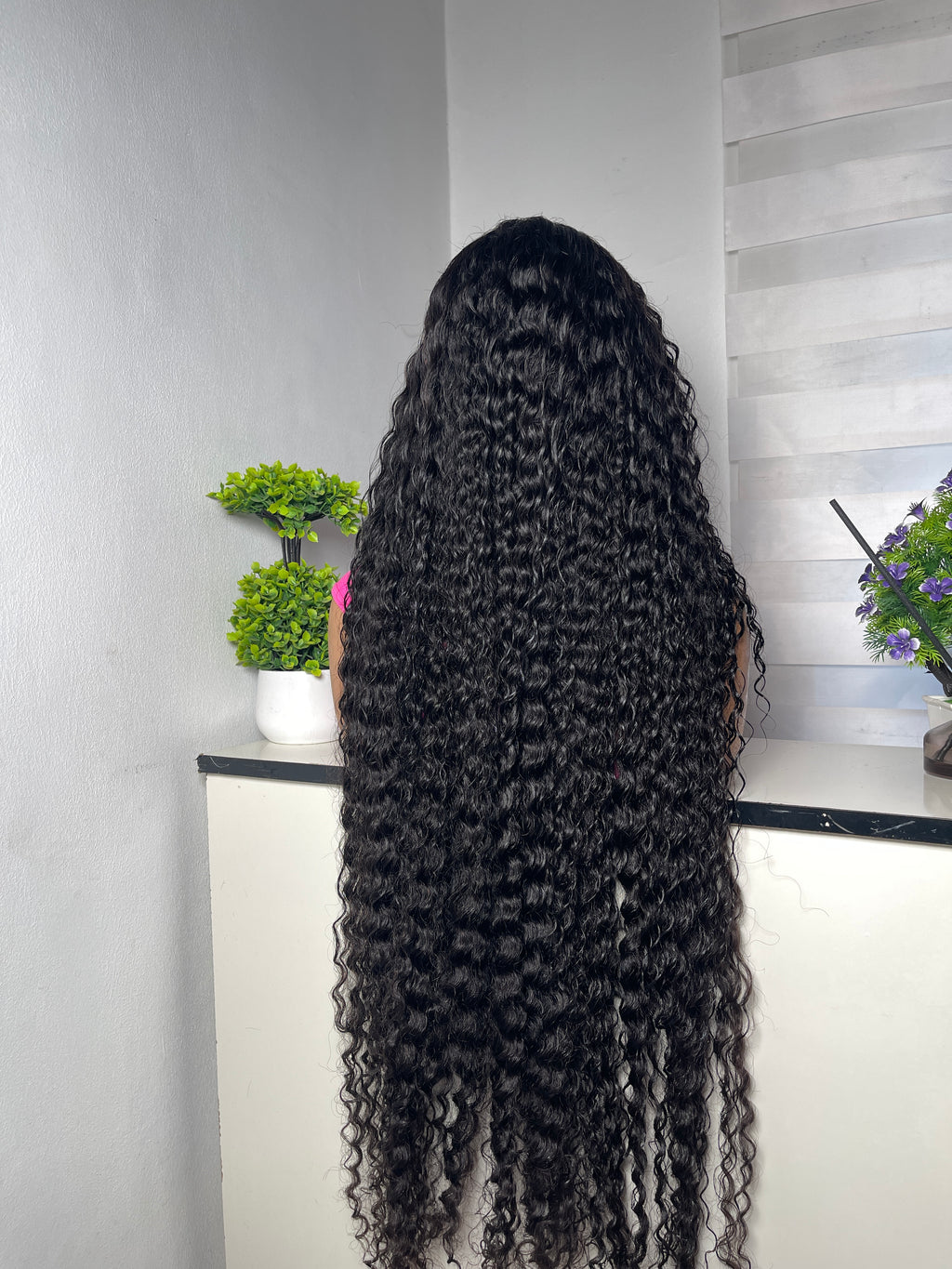 Bailey – Beach Curls Wig, 36"