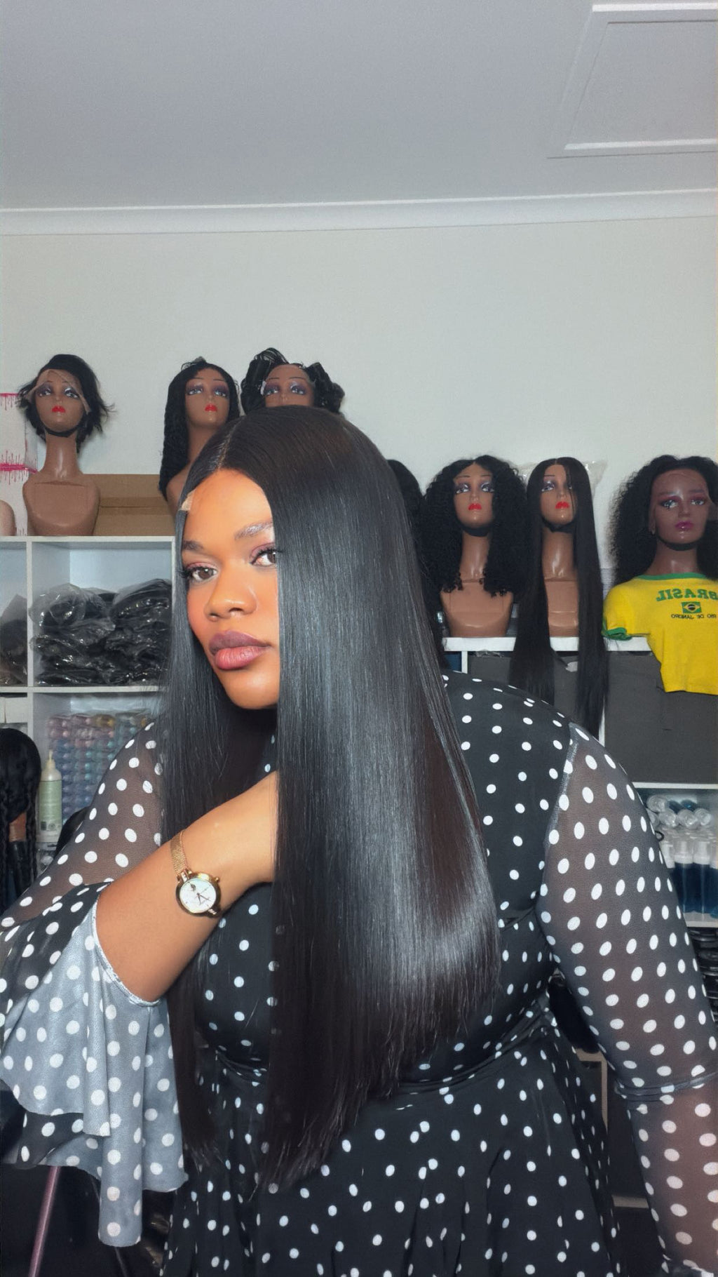 Pearla – Straight Wig, 22" Closure