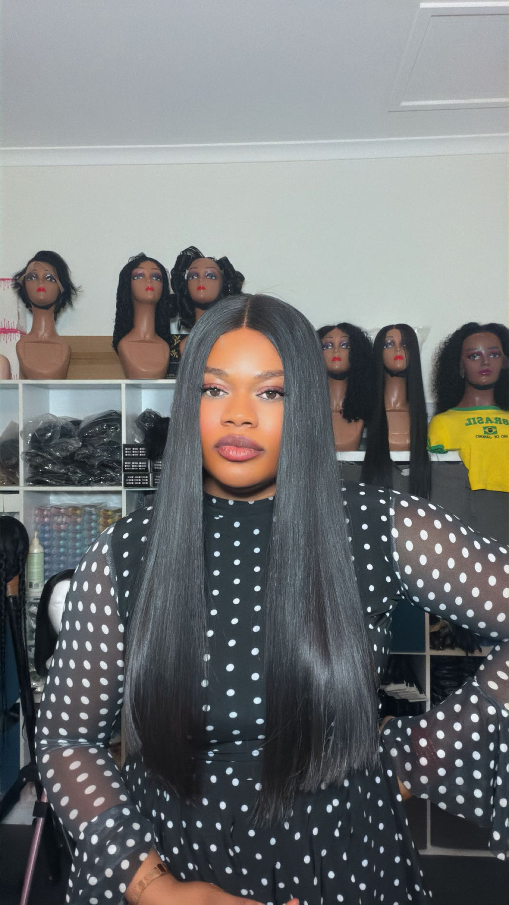 Pearla – Straight Wig, 22" Closure