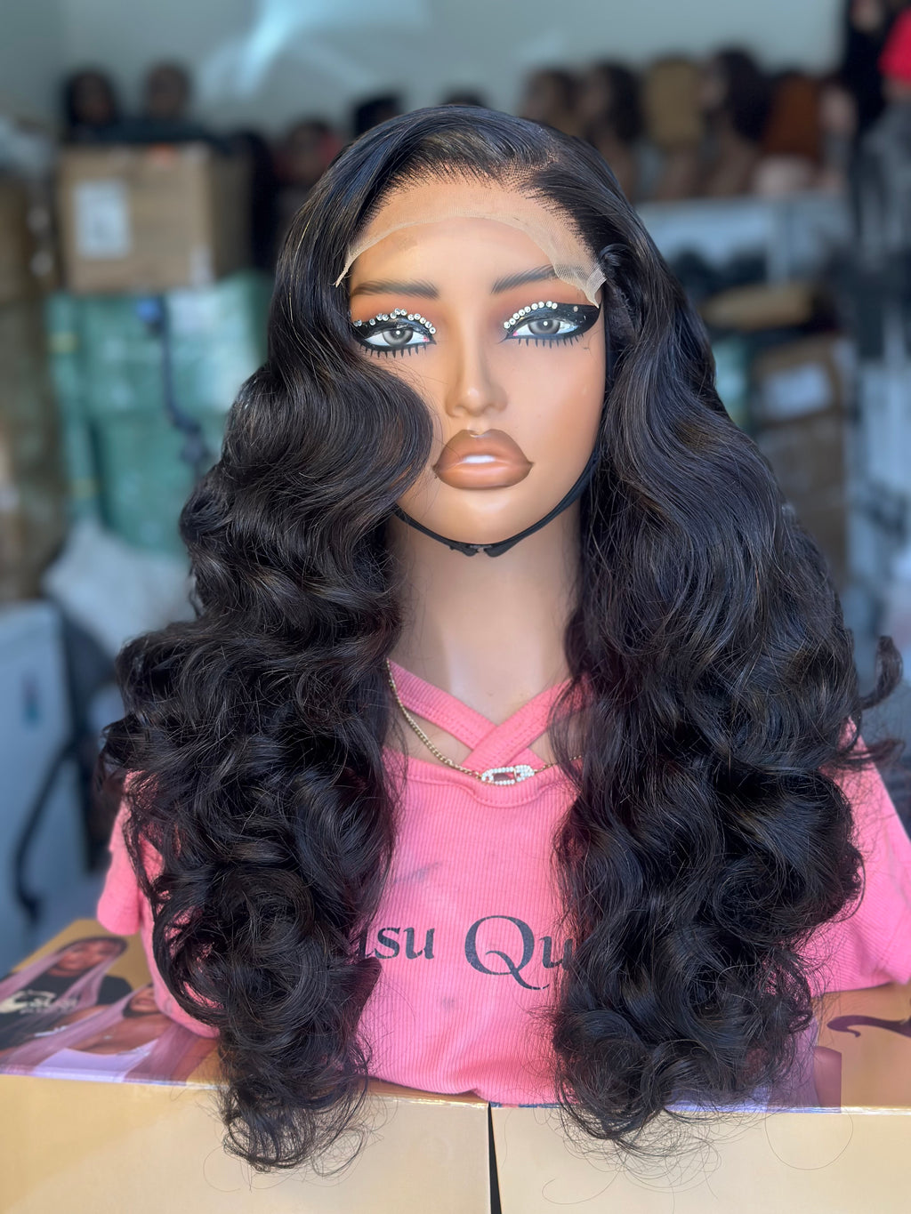 Kim – Bouncy Wig, 24" Natural