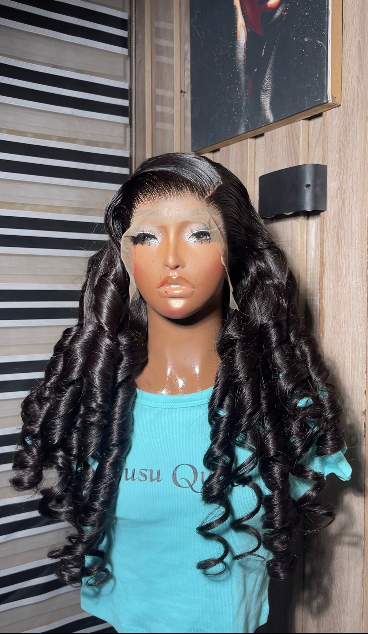 Vee – Body Wave Wig, 28" Frontal